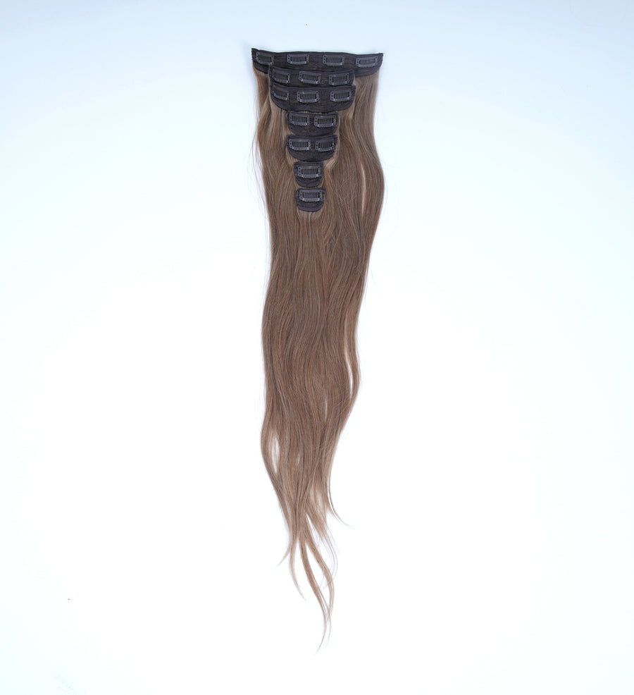 22 inch P3-18 Clip-in Hair Extensions (Set of 7)